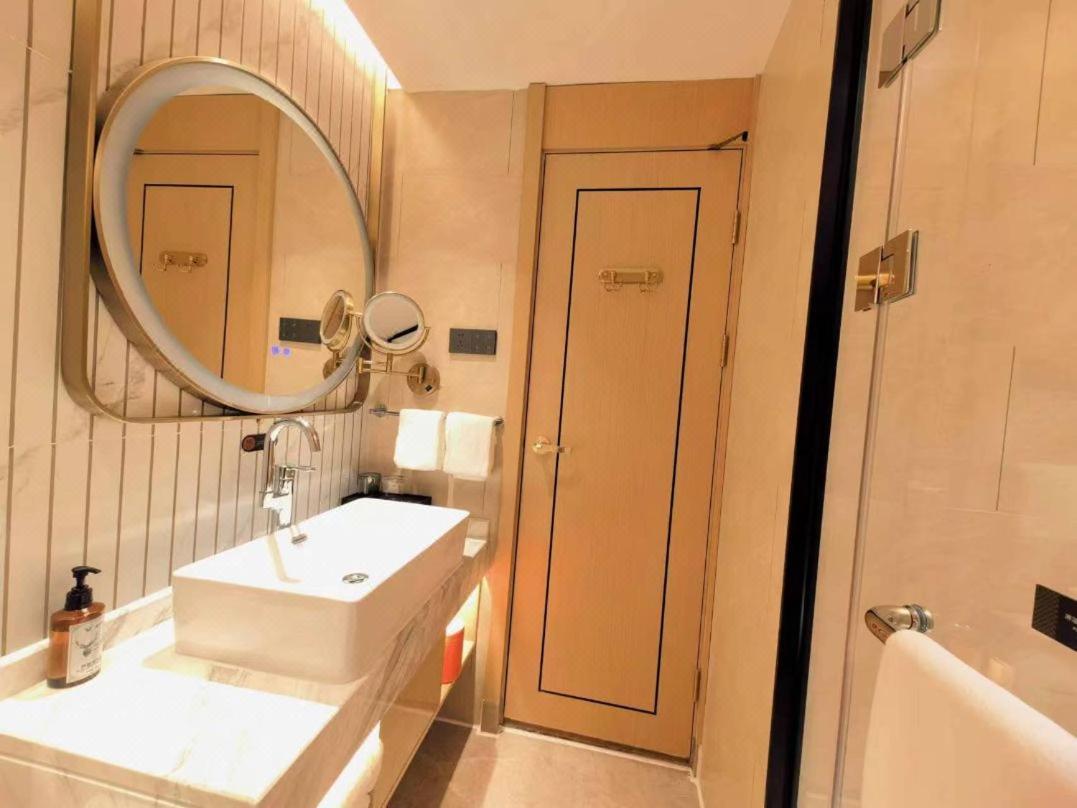 Vienna International Hotel Shenzhen Shuibei מראה חיצוני תמונה